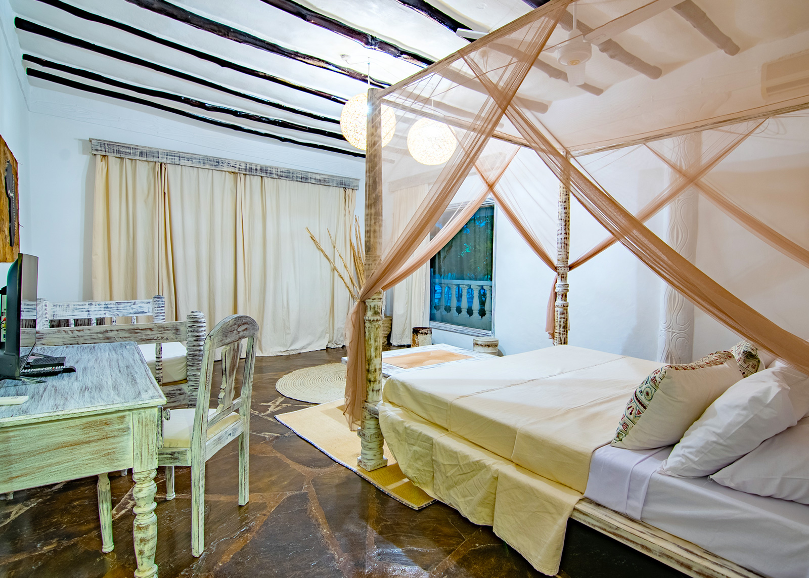 Family Room(Connection Rooms) 3