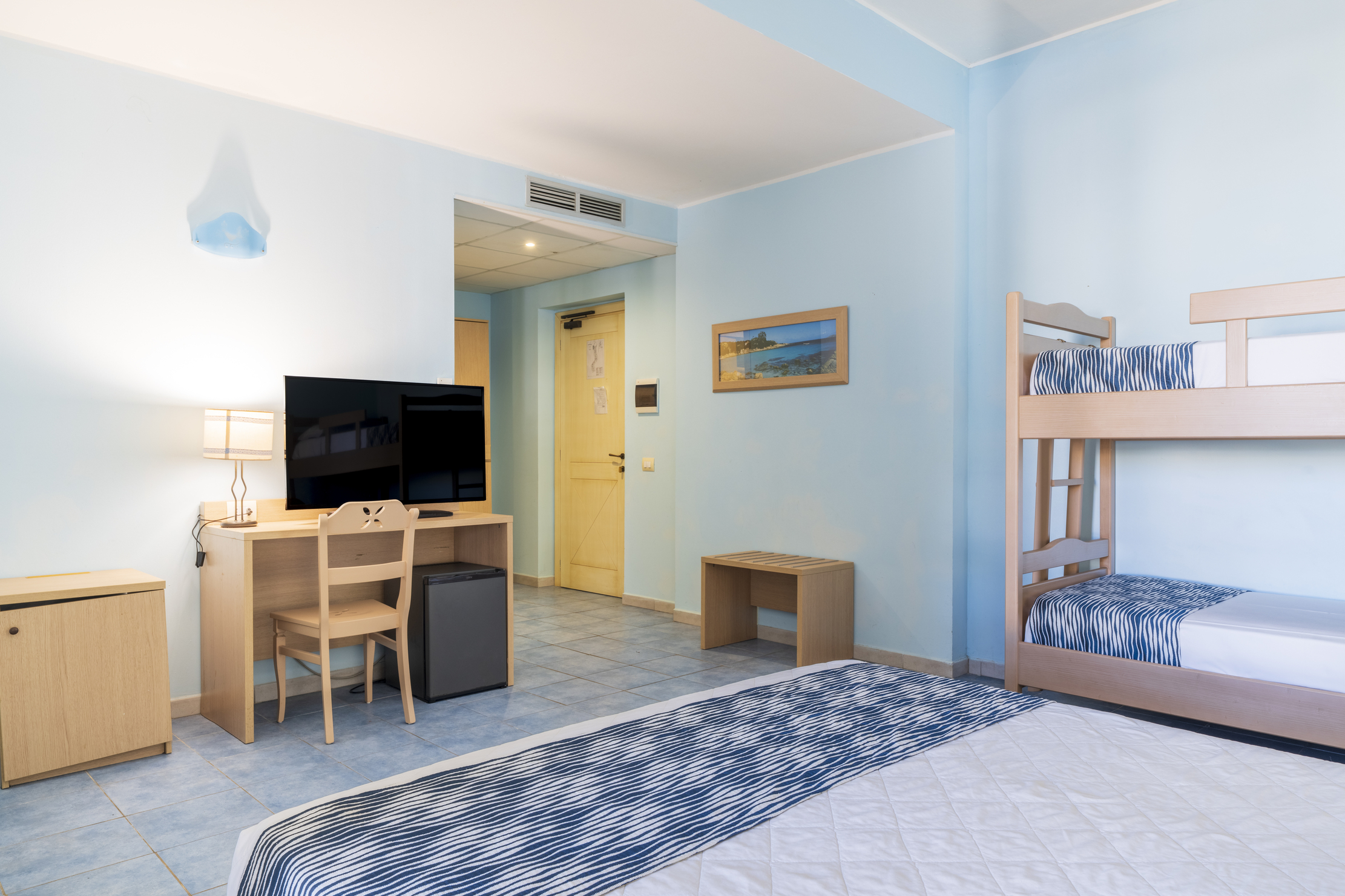 Cala_della_TorreII_Triple/Family Room 6