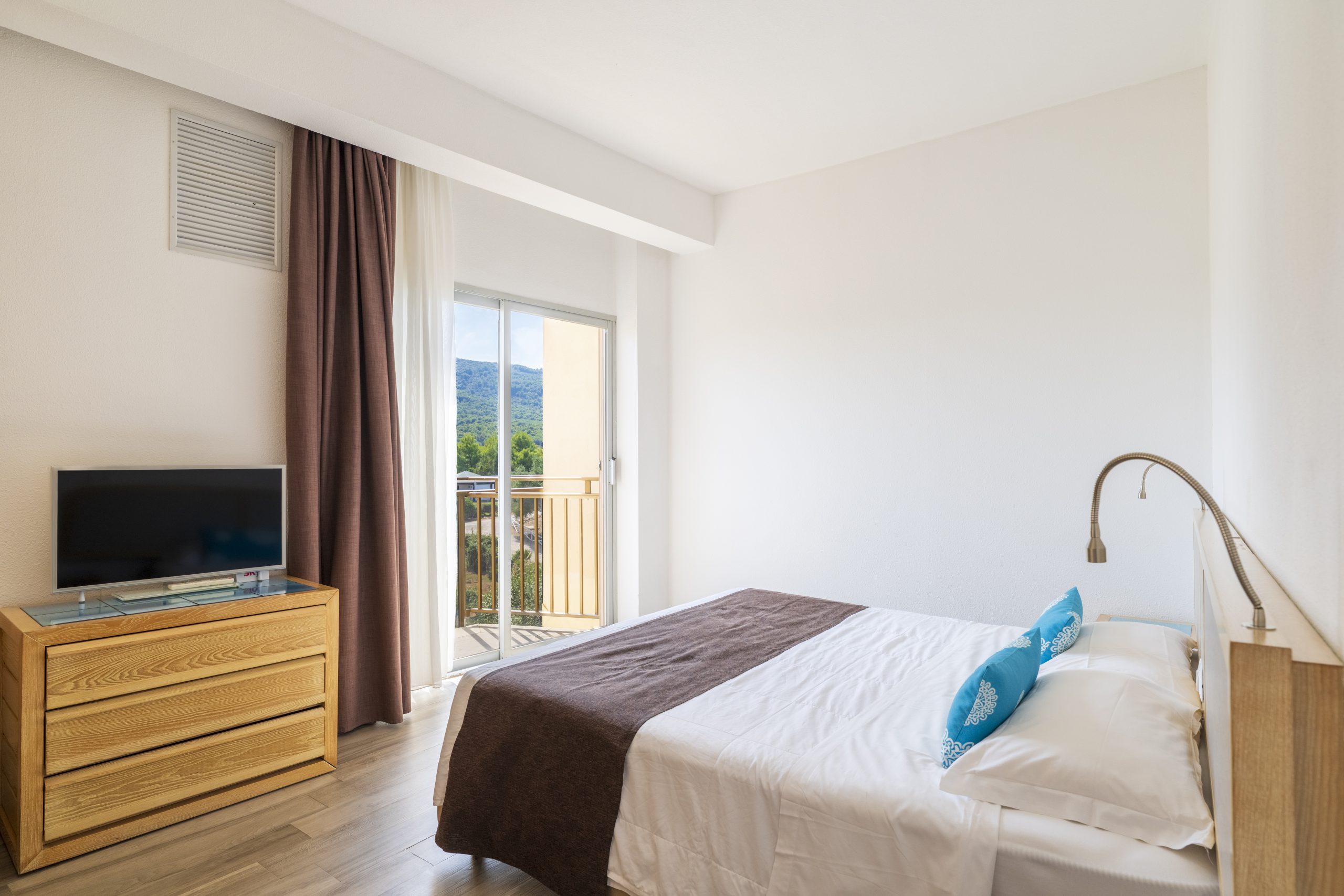 Baia_di_Conte_Family_1