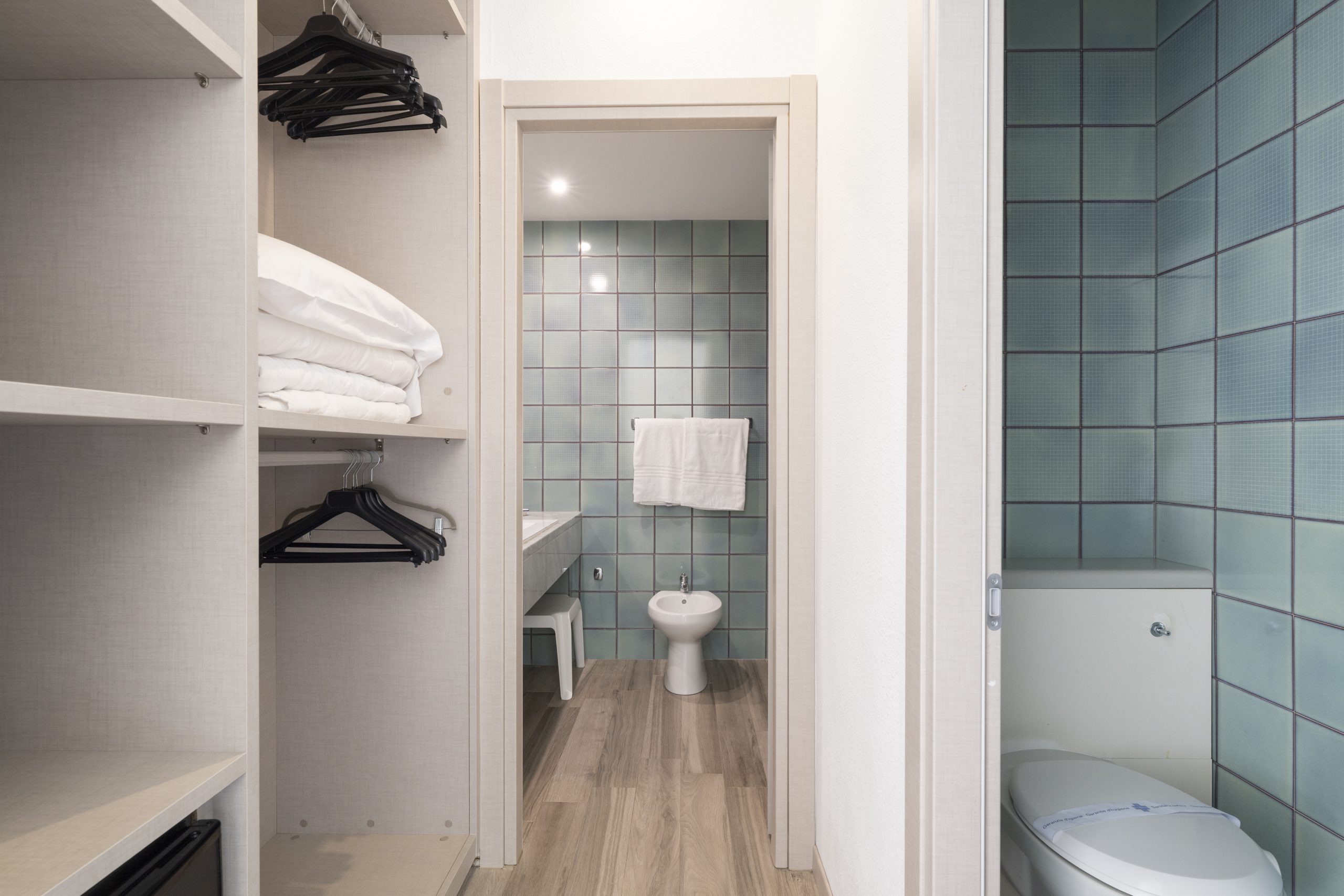 Baia_di_Conte_Family_5